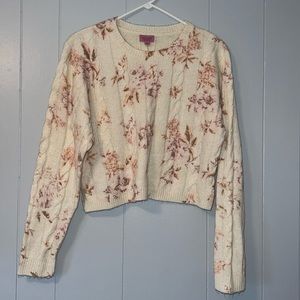 Floral cropped sweater